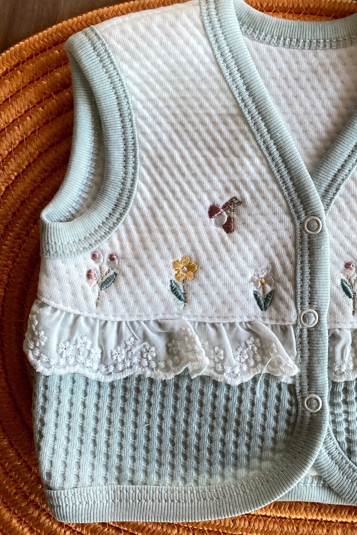 Dantel Detay Kız İnce Yelek