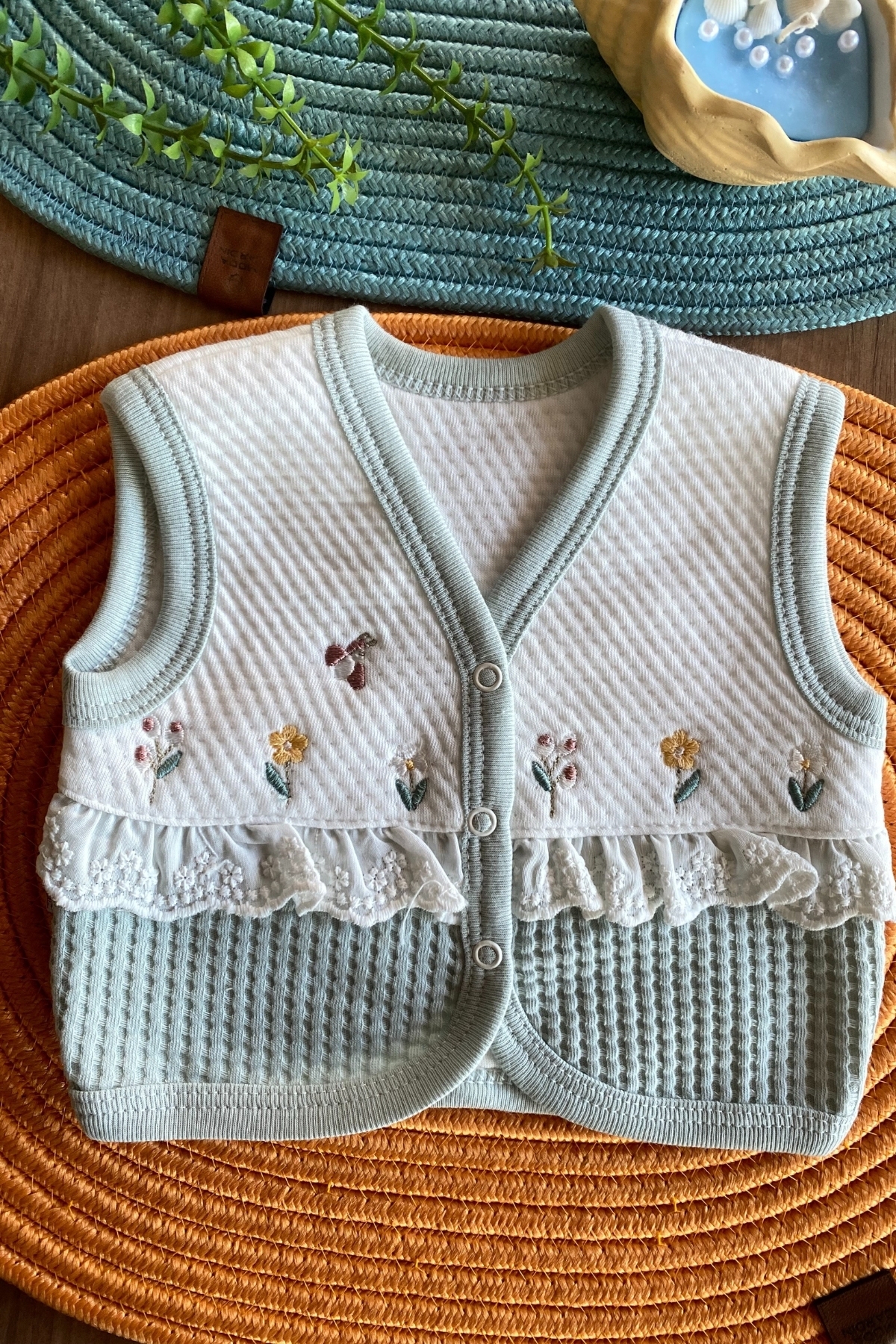 Dantel Detay Kız İnce Yelek