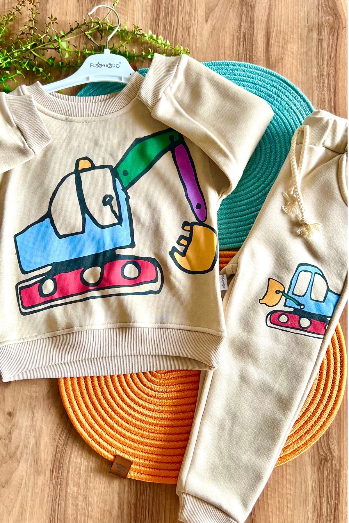 Şardonlu Kepçe Model Alt Üst Takım 