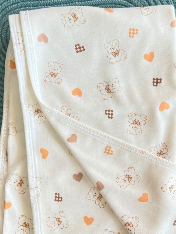 Kalpli Ayıcık Desen Penye Battaniye