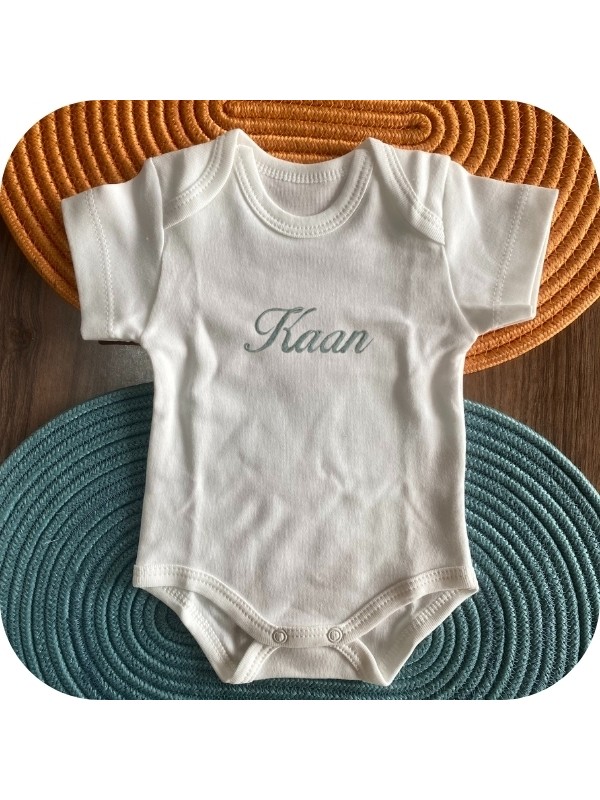 Nakışlı 10'lu Hastane Çıkış Seti Nakışlı 10'lu Hastane Çıkış Seti